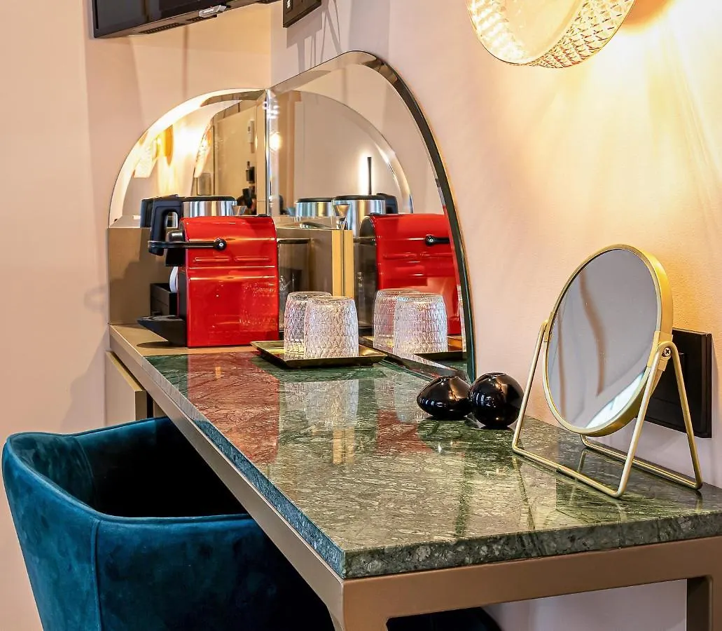 Otel Veryste & Paris