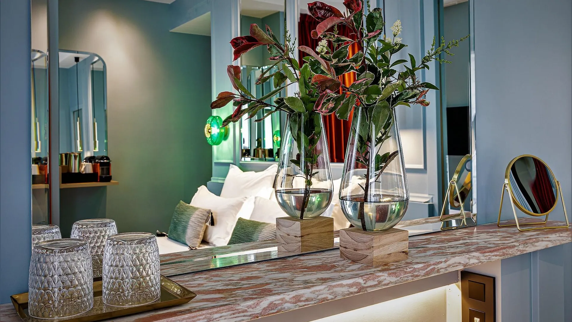 Veryste & 4* Paris