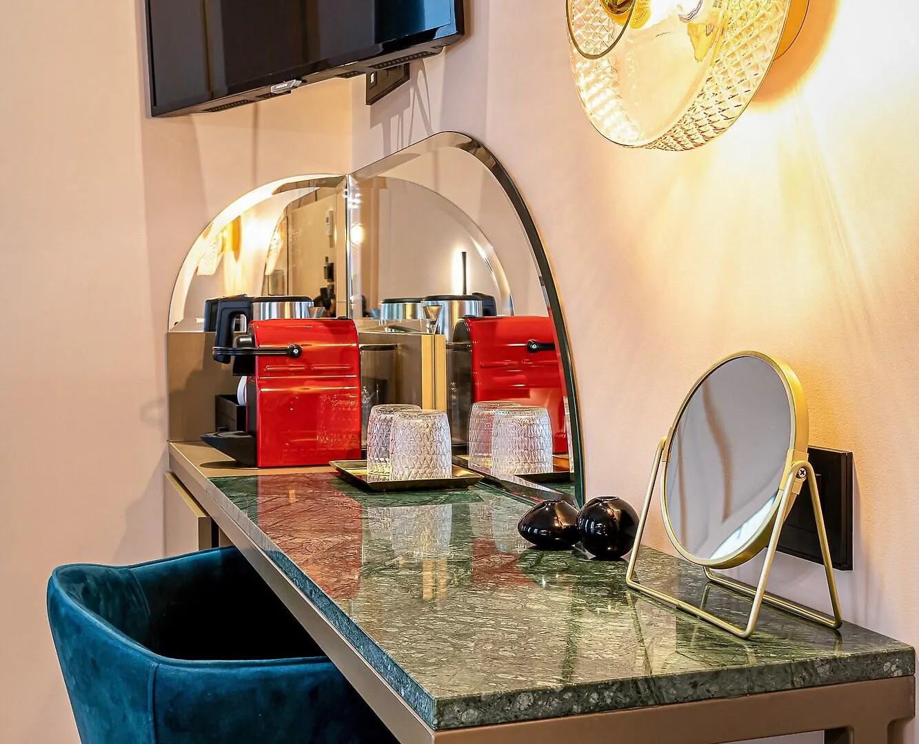 Veryste & Otel 4*