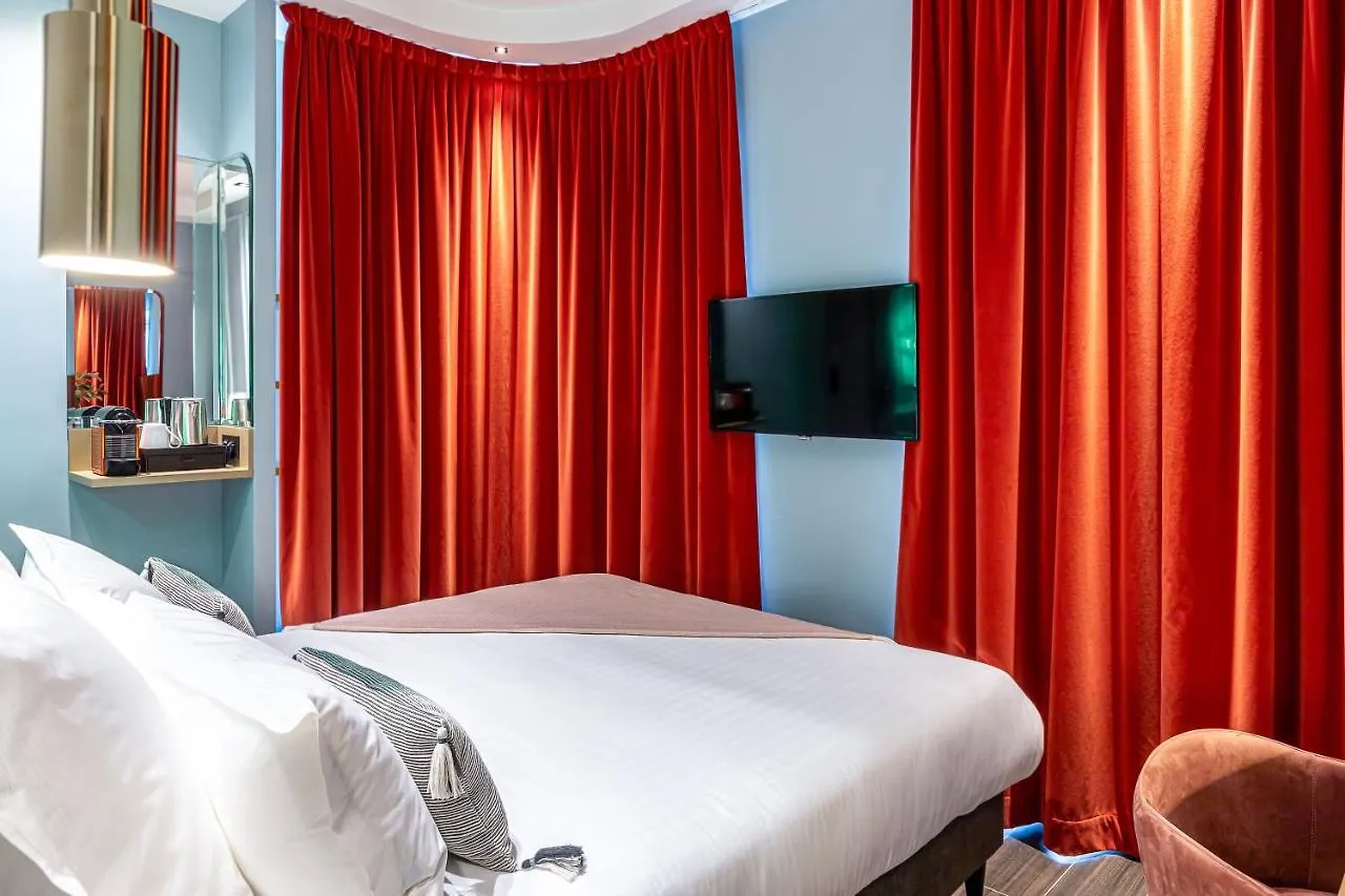 Otel Veryste & Paris